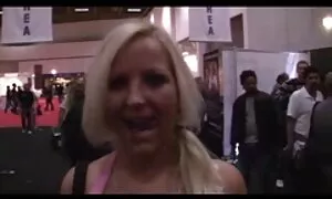 Holly West scopata da film porno donne mature pelose un bel cazzo POV