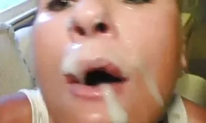 Che massaggiatrice mettere donne mature italiane pelose un dito nel culo e il suo cazzo