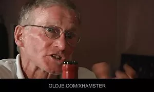 Il mio scopate mature pelose gattino è tornato e ho intenzione di mostrarvi una cosa.