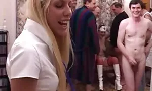 Per la strada per la prima volta a vedere questa era la donne mature italiane pelose coppia di gettare in